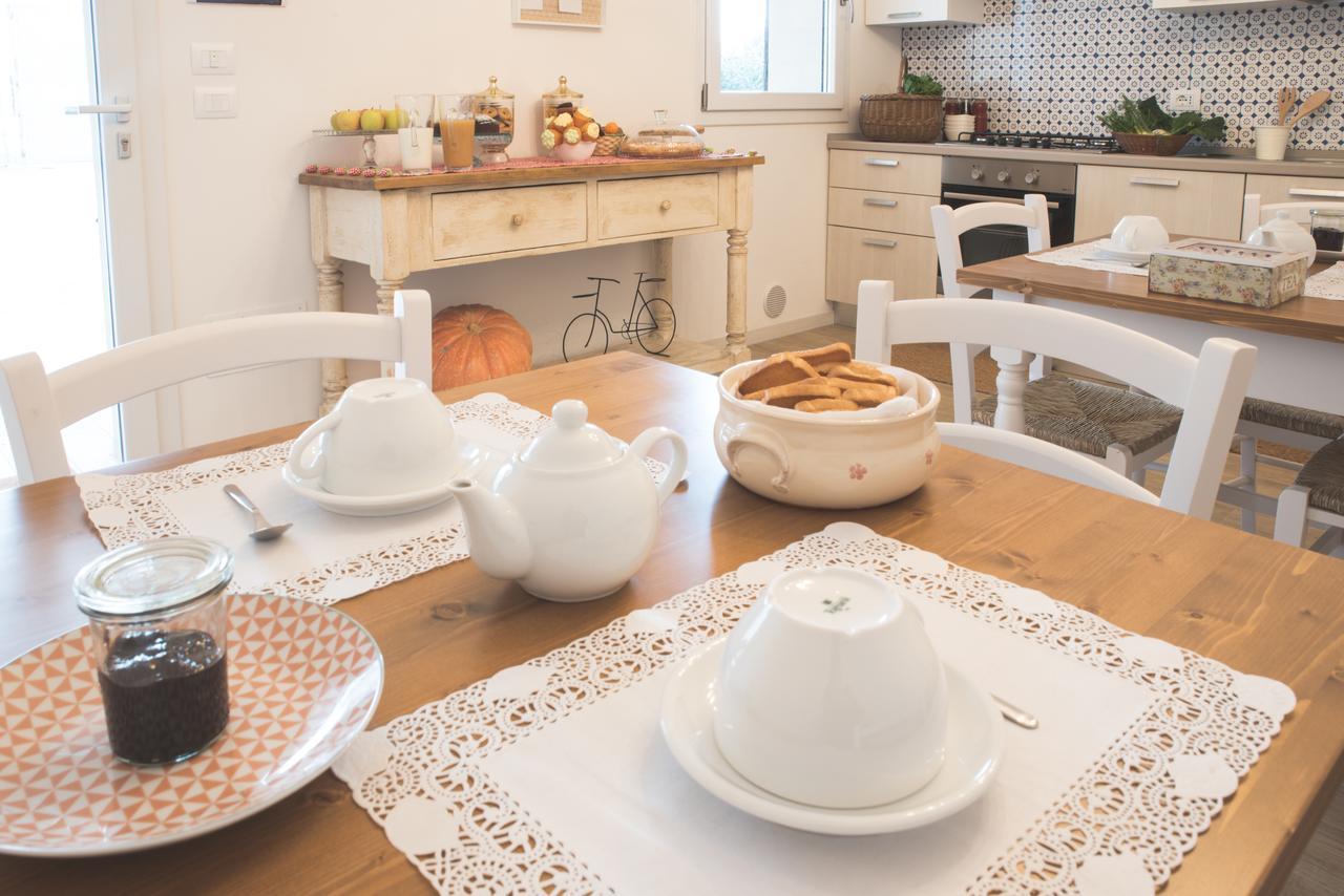 La Viola E Il Sole - Alloggi E Glamping - Fermo Bagian luar foto